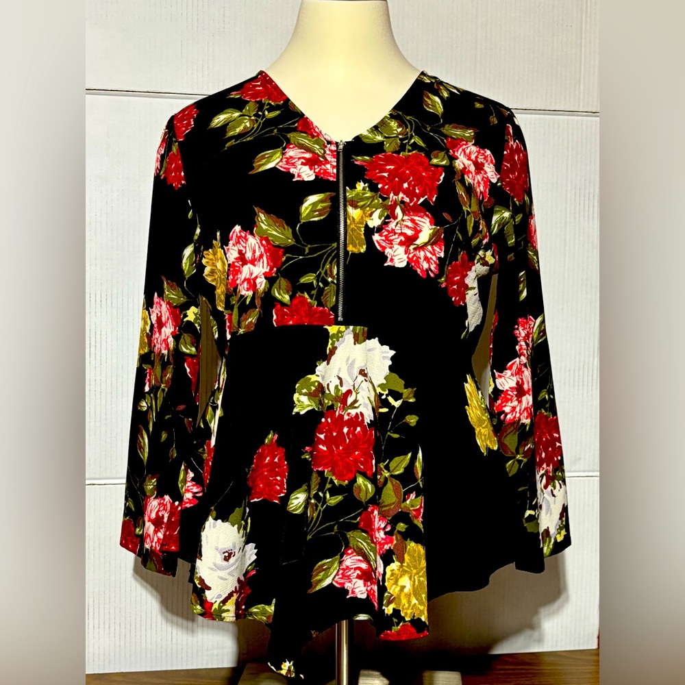 Nextmia long sleeve floral top sz 22 zips 1/4 up front to make it edgy. 32” L